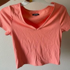 Coral cropped tee